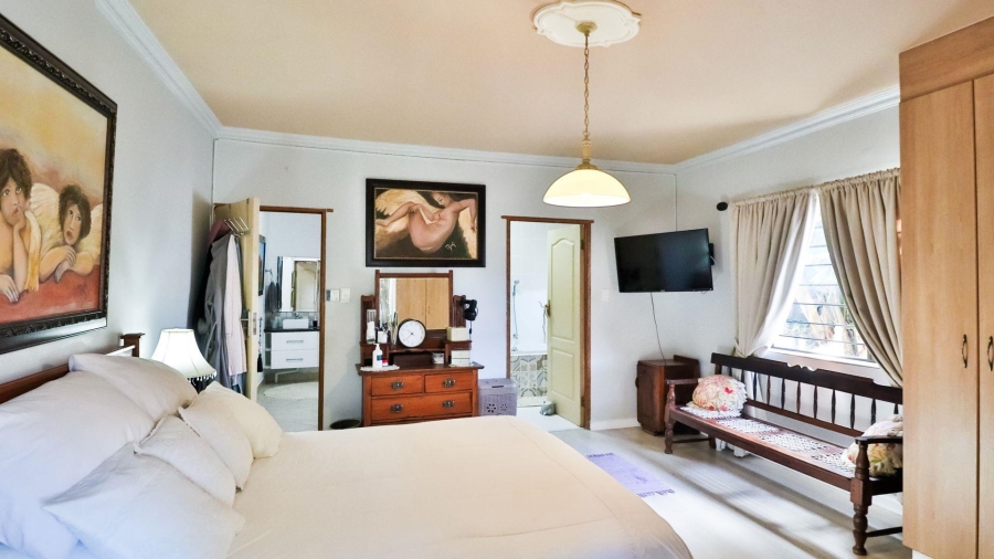 4 Bedroom Property for Sale in Dana Bay Western Cape